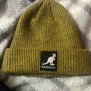 Size : all size fits all army green beanie